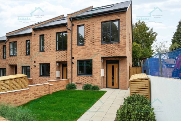 South Croydon, Surrey | End Terrace 2 offers over £550,000